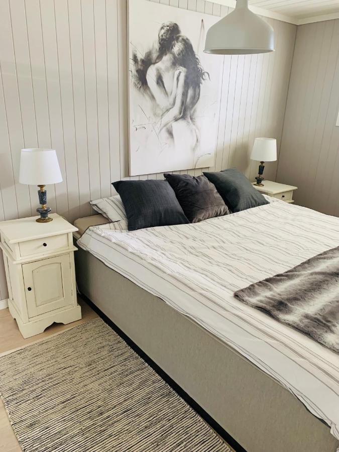פורסגרון Renovated Sea Facing Cottage On The Eidanger Fjord מראה חיצוני תמונה